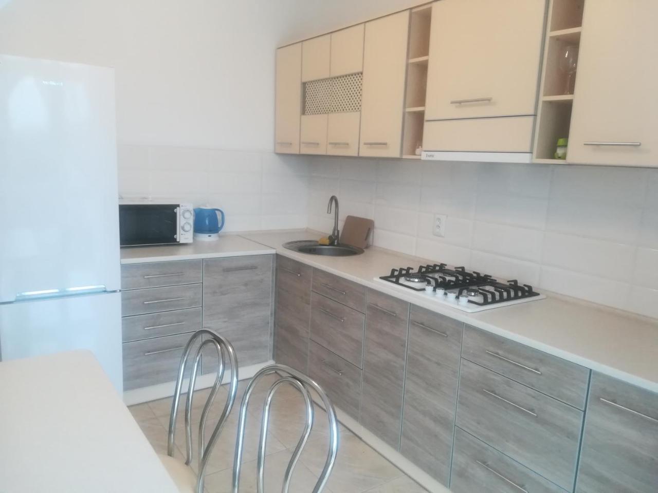 Appartamento Zlata De Luxe Ivano-Frankivsk Esterno foto